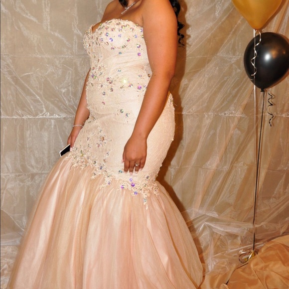 Prom Dress - Picture 6 of 6